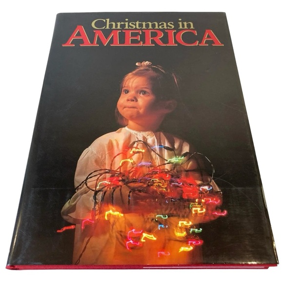 Christmas In America Large Coffee Table Book - Picture 2 of 2